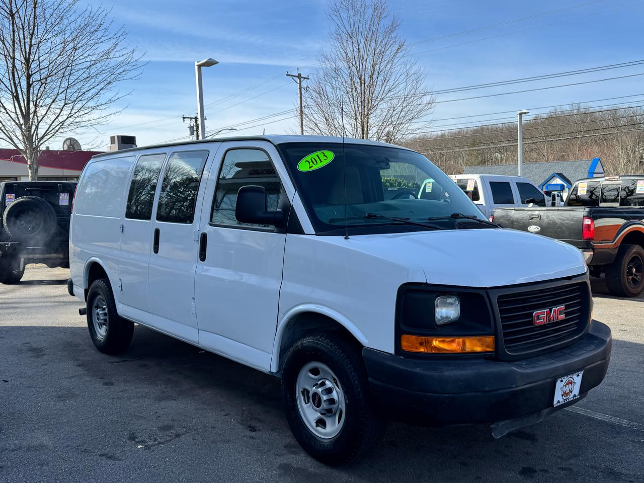 GMC Savana Cargo Van  2013