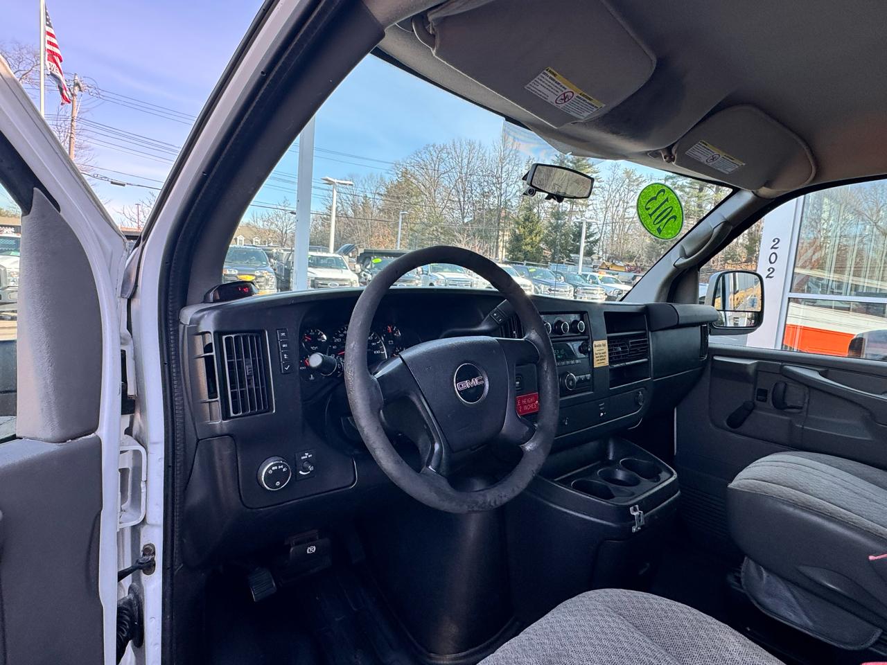 GMC Savana Cargo Van  2013