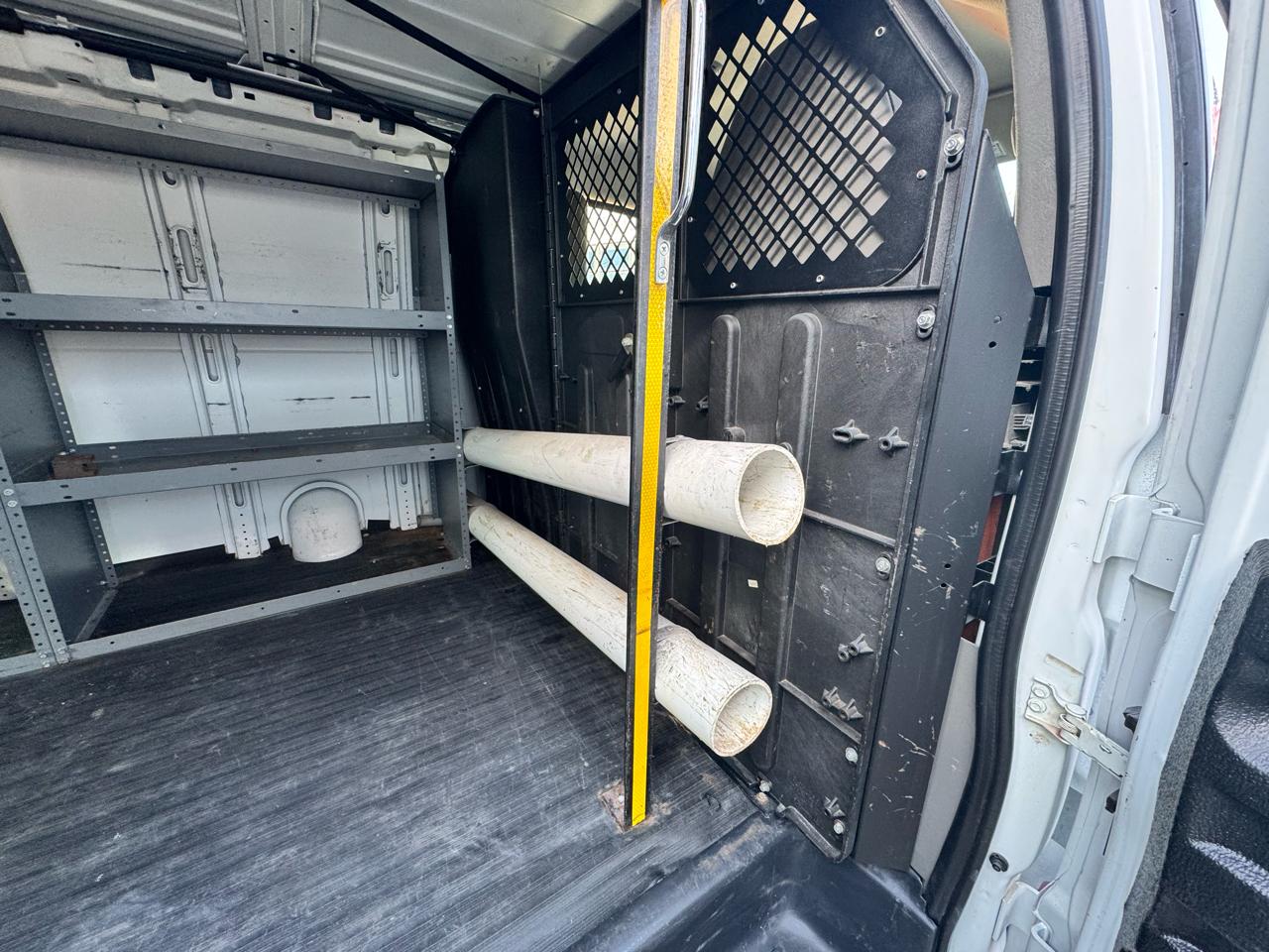 GMC Savana Cargo Van  2013