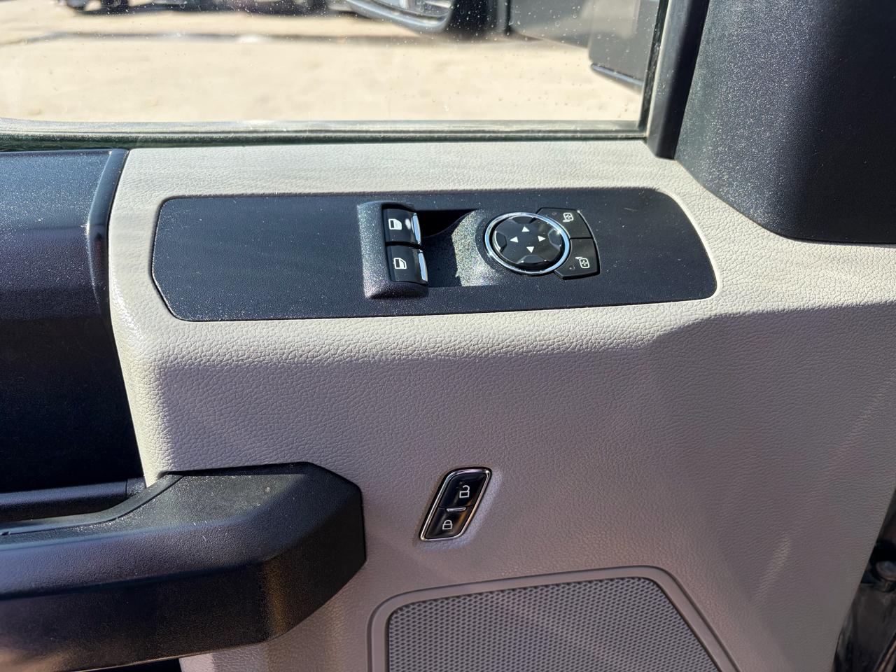 Ford Super Duty F-350 DRW  2019