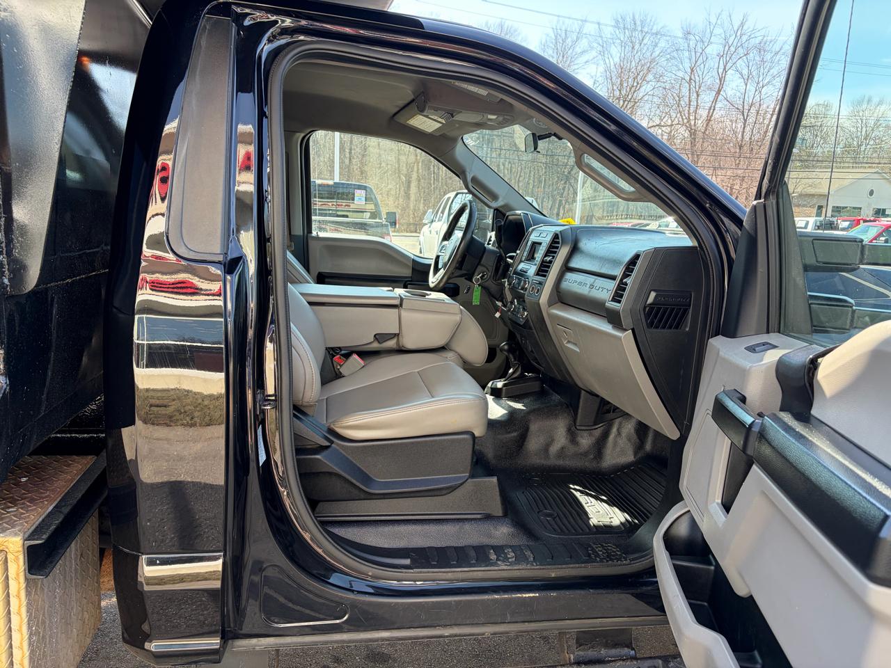 Ford Super Duty F-350 DRW  2019