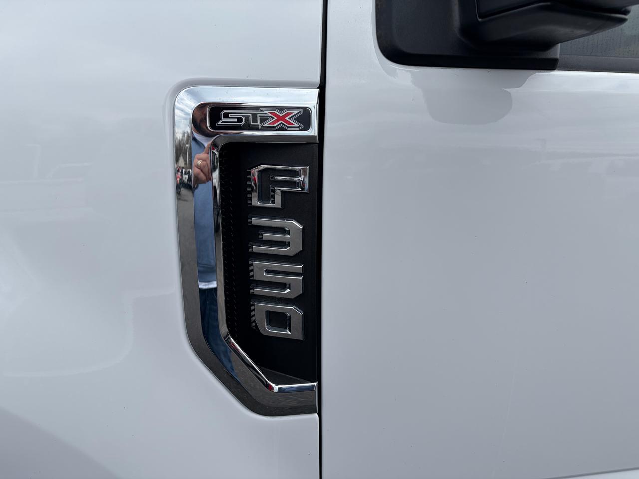 Ford Super Duty F-350 SRW  2021