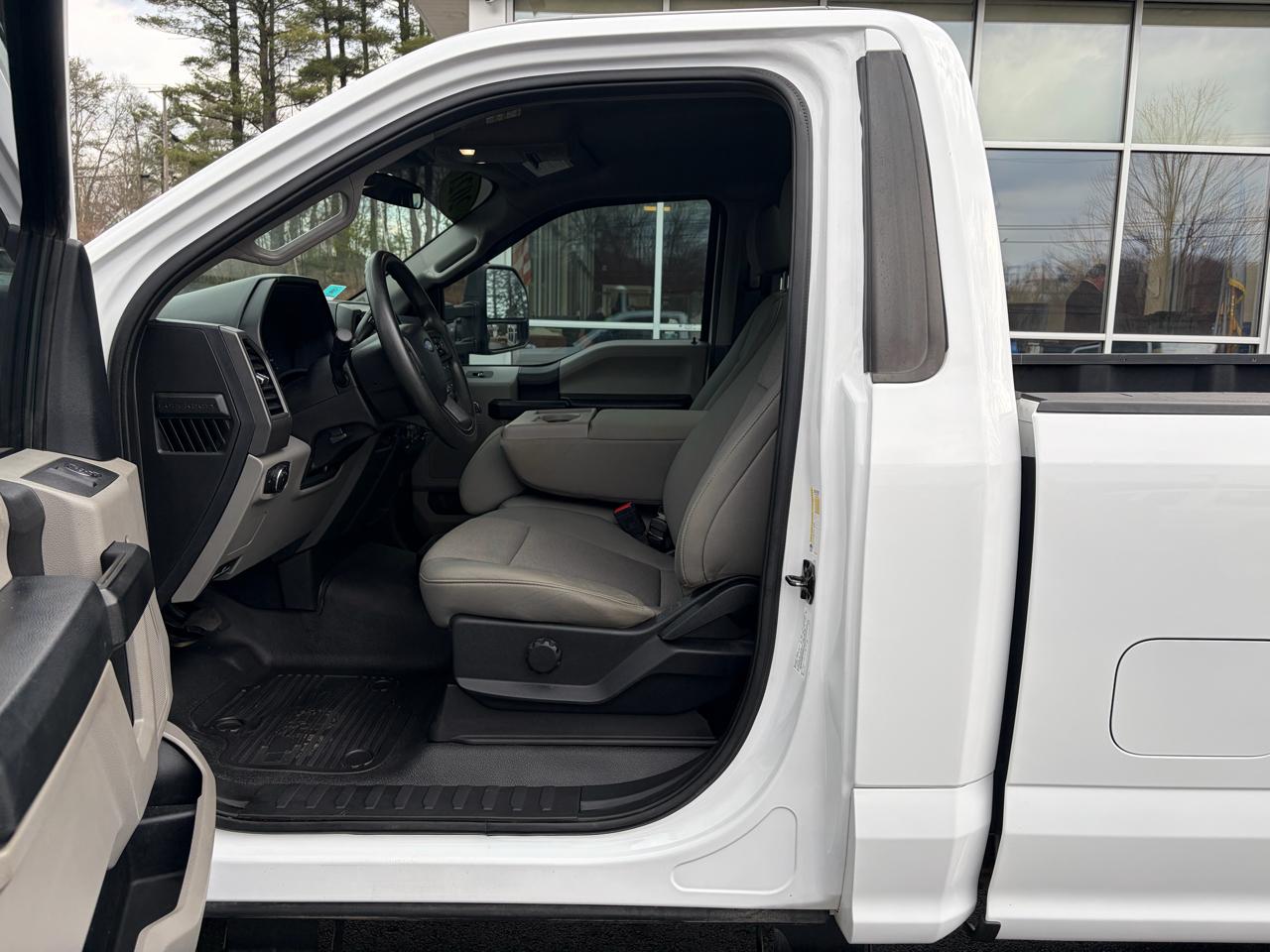 Ford Super Duty F-350 SRW  2021