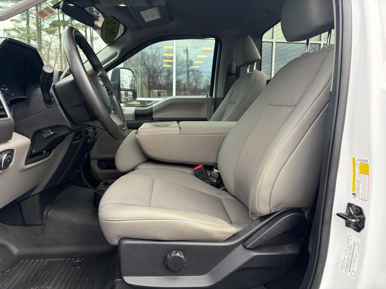 Ford Super Duty F-350 SRW  2021