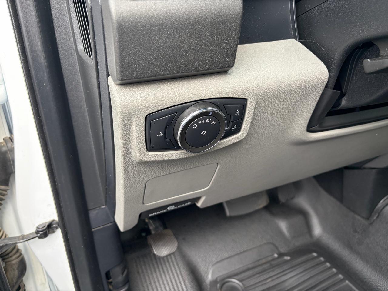 Ford Super Duty F-350 SRW  2021