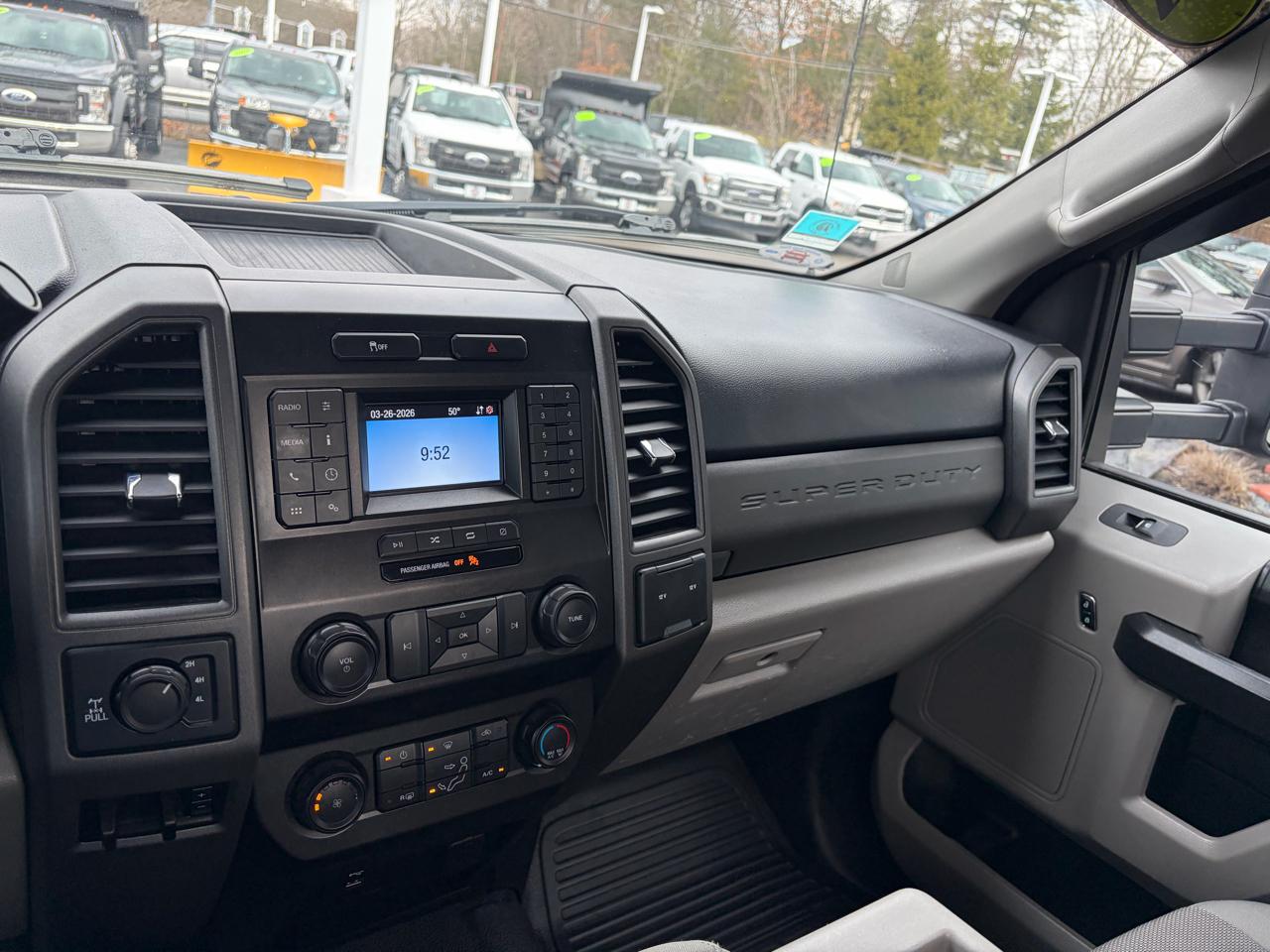 Ford Super Duty F-350 SRW  2021