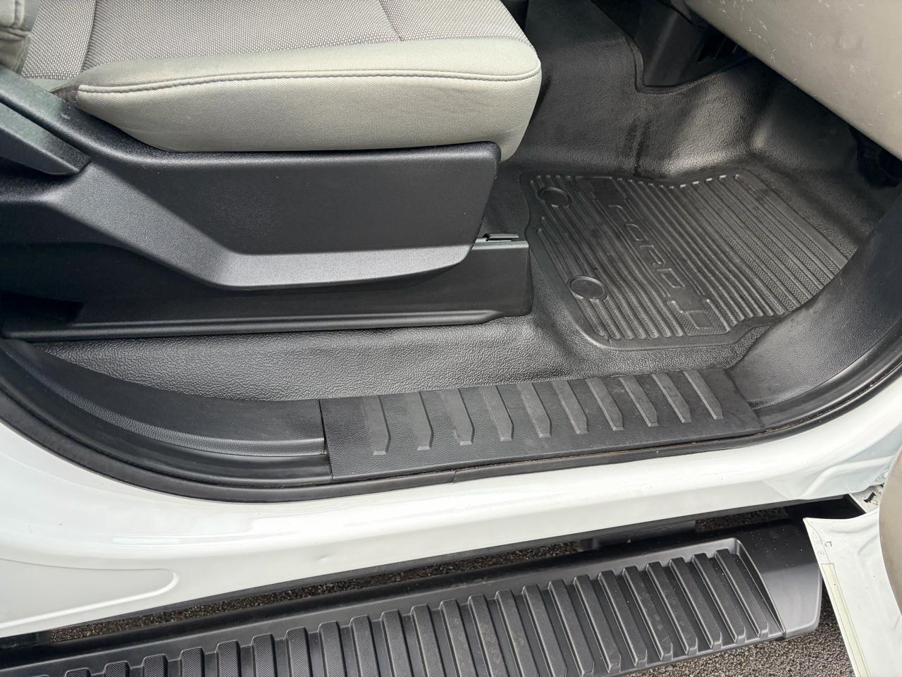 Ford Super Duty F-350 SRW  2021