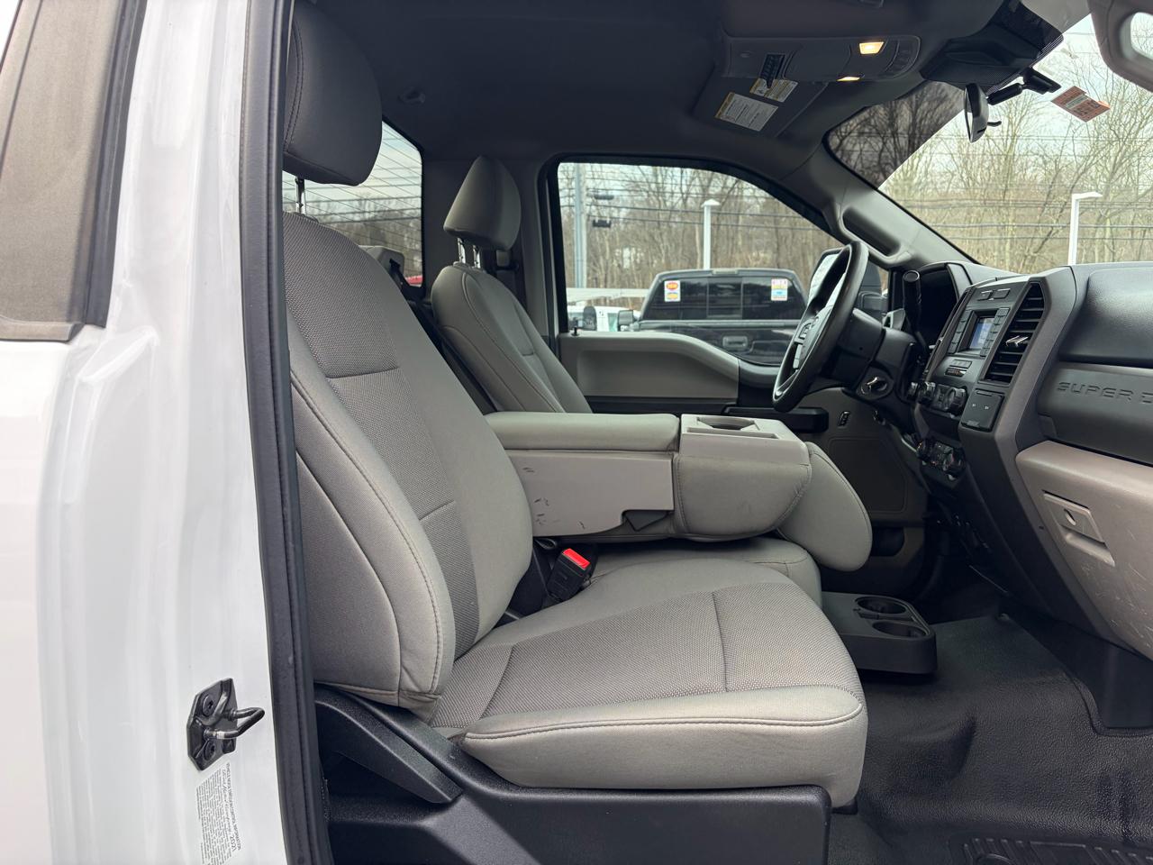 Ford Super Duty F-350 SRW  2021