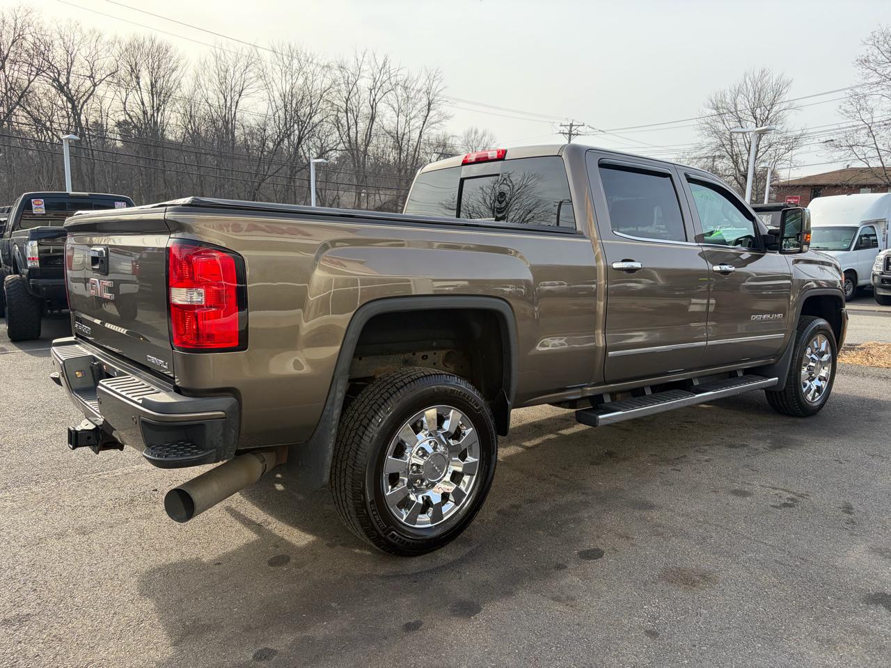 GMC Sierra 2500HD available WiFi  2015