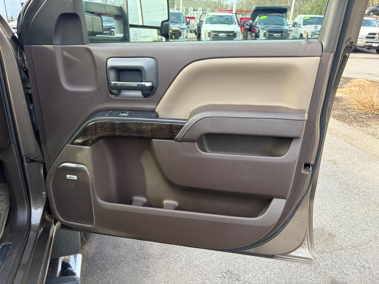 GMC Sierra 2500HD available WiFi  2015