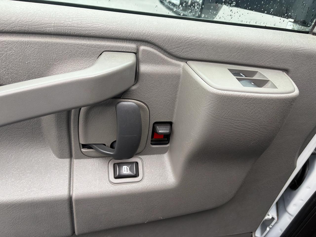 Chevrolet Express Commercial Cutaway  2016