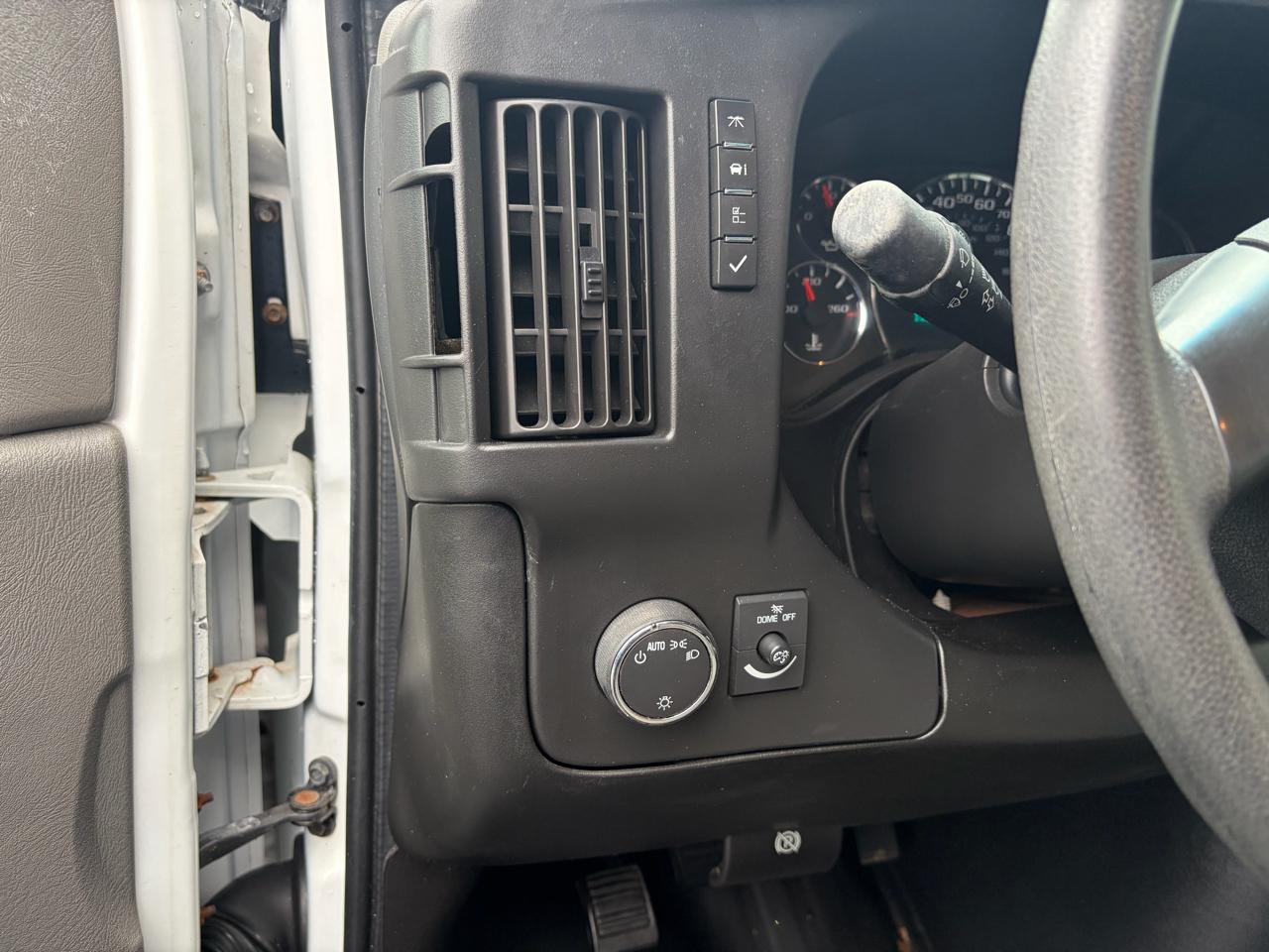 Chevrolet Express Commercial Cutaway  2016