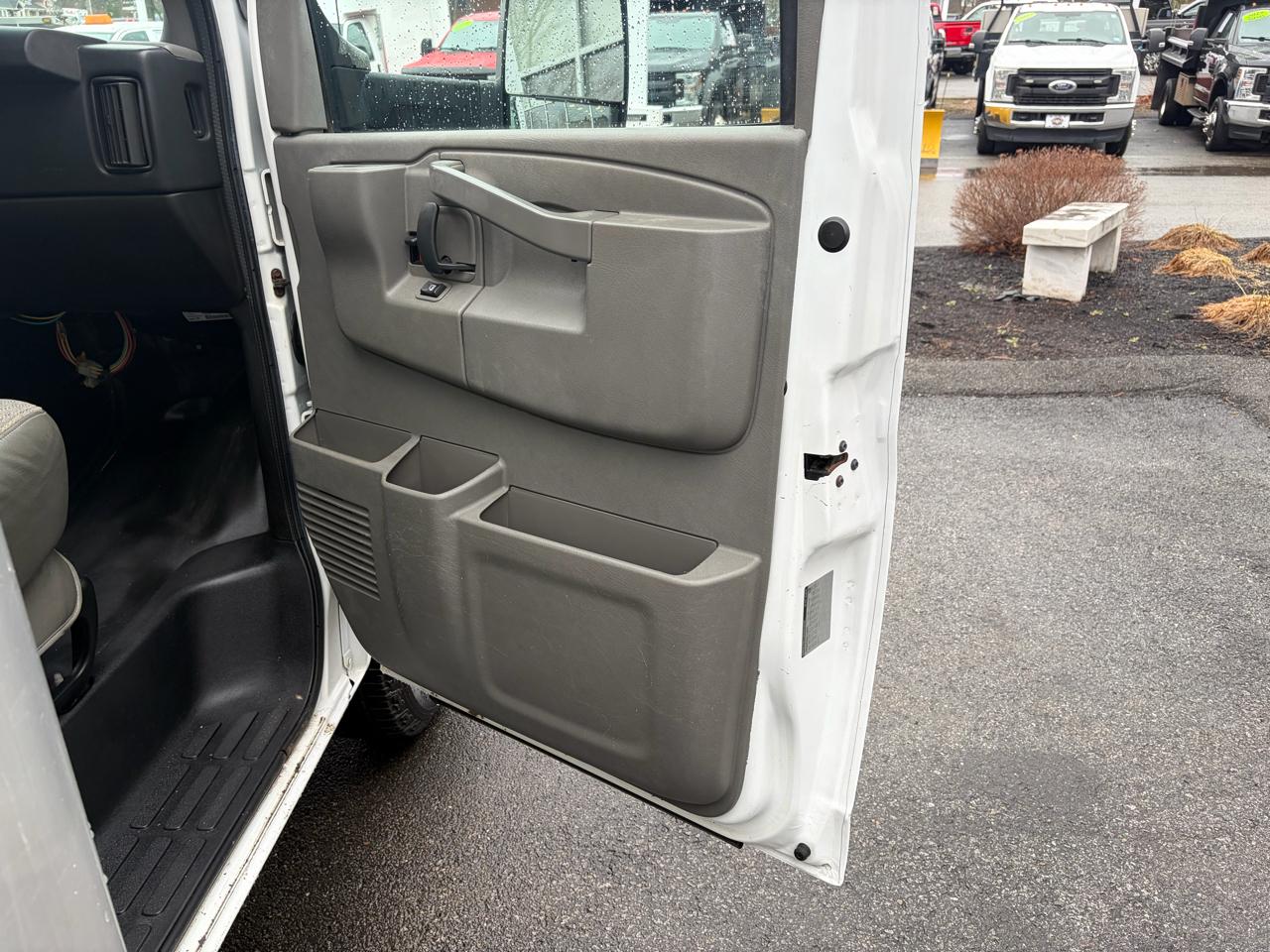 Chevrolet Express Commercial Cutaway  2016