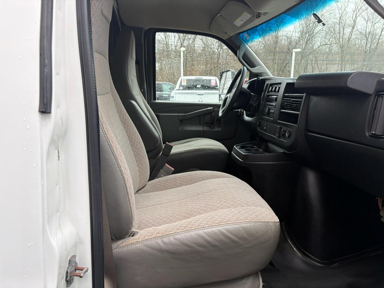 Chevrolet Express Commercial Cutaway  2016