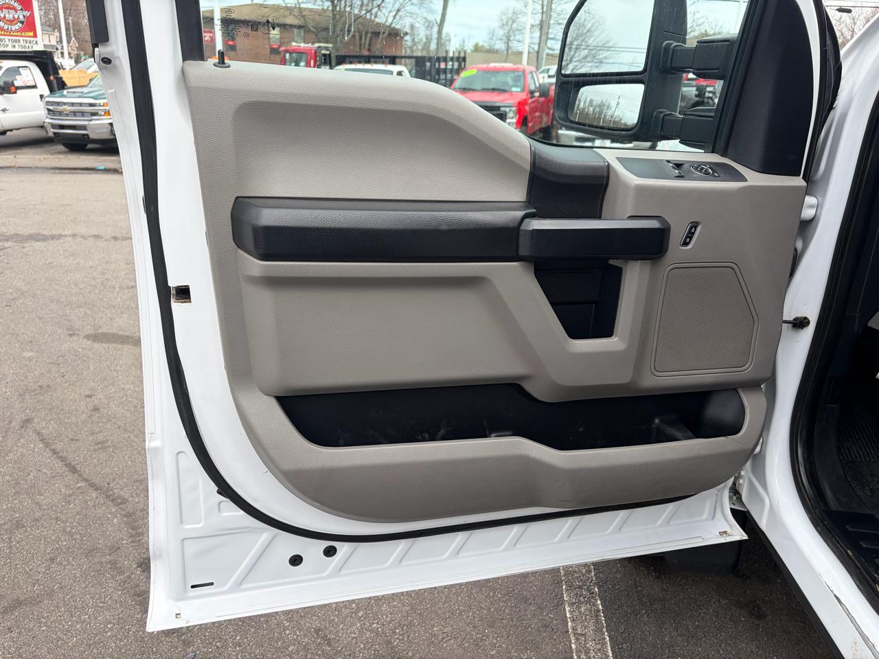 Ford Super Duty F-550 DRW  2020