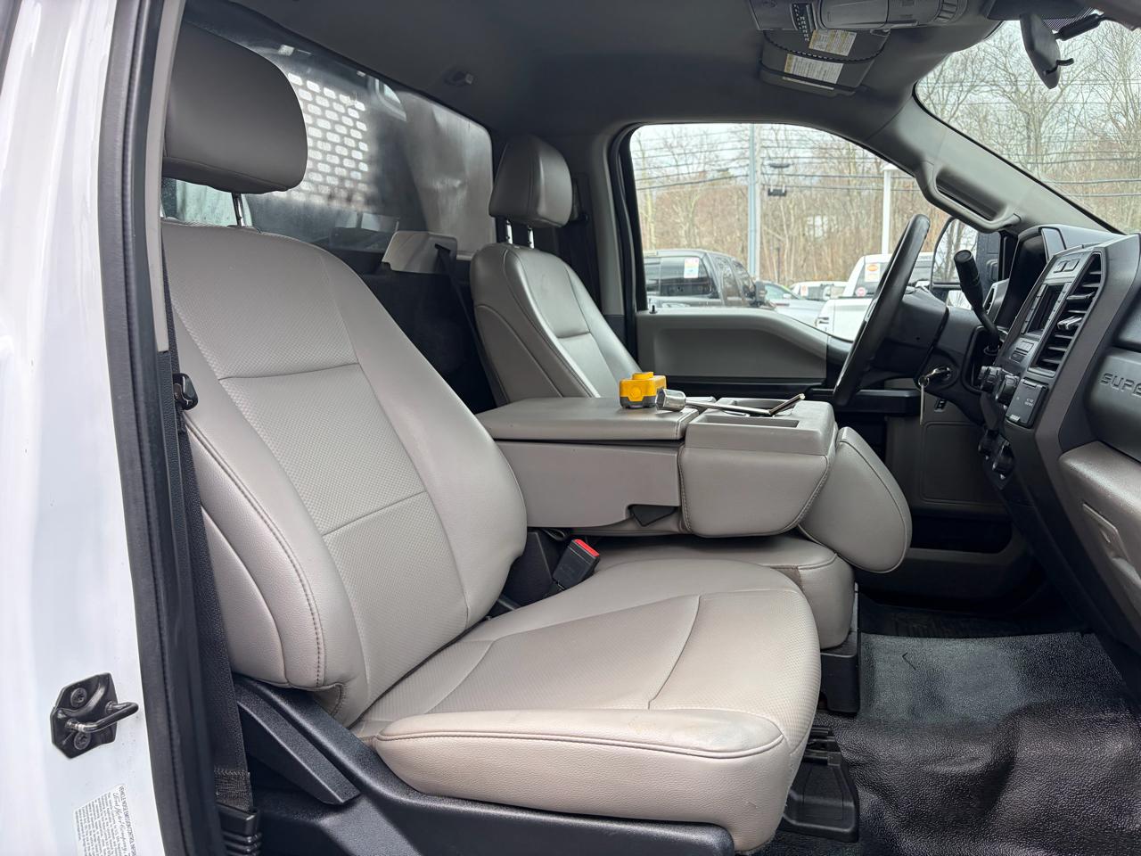 Ford Super Duty F-550 DRW  2020