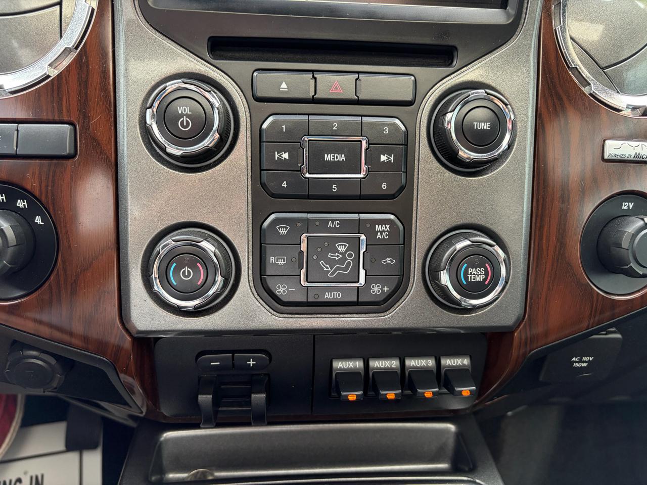 Ford Super Duty F-250 SRW  2013