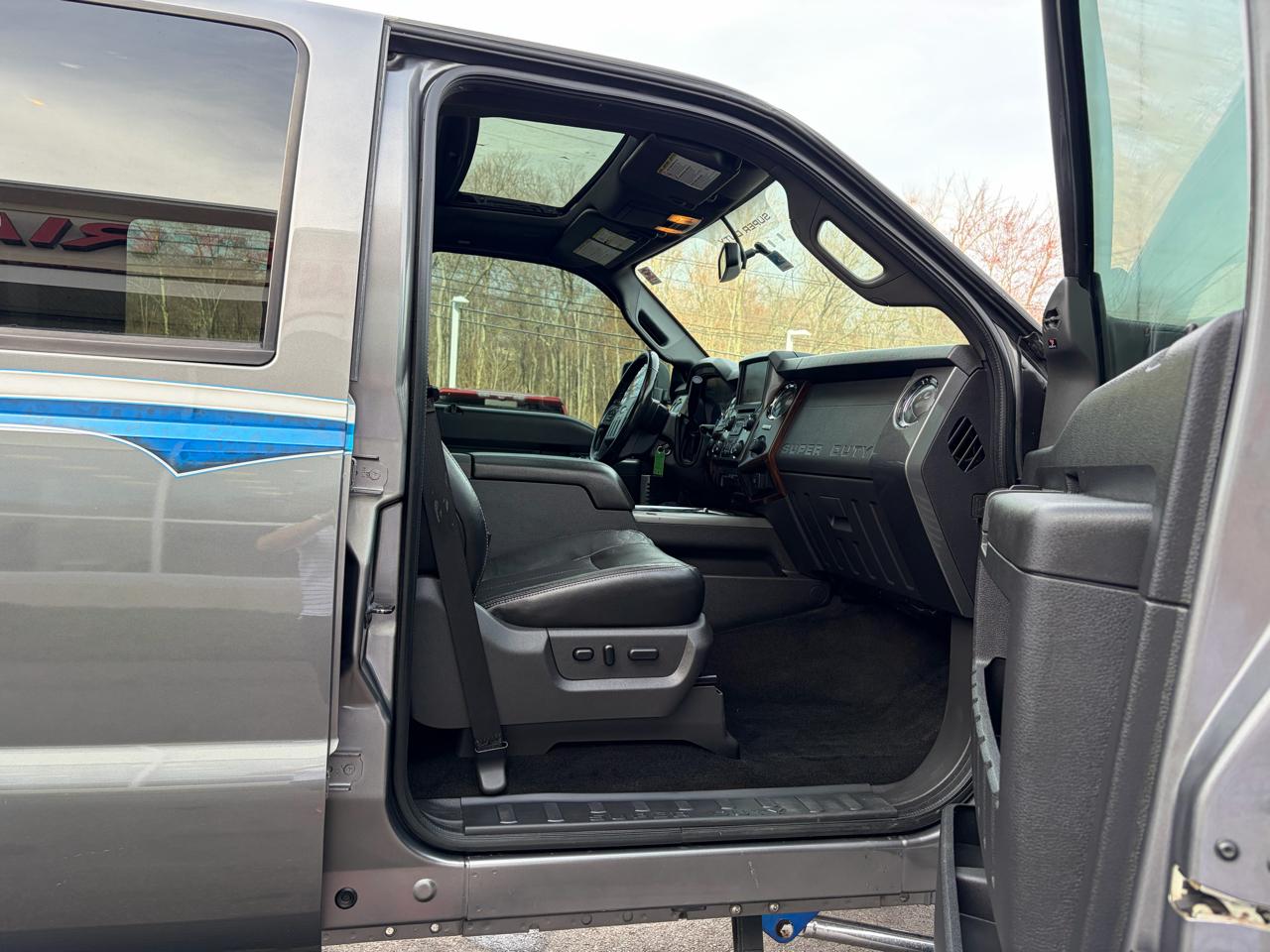 Ford Super Duty F-250 SRW  2013