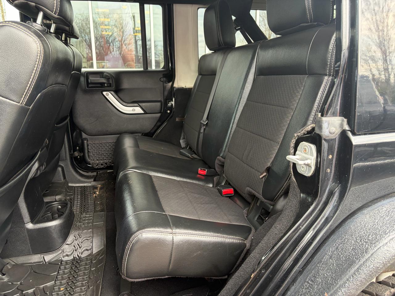 Jeep Wrangler Unlimited  2012