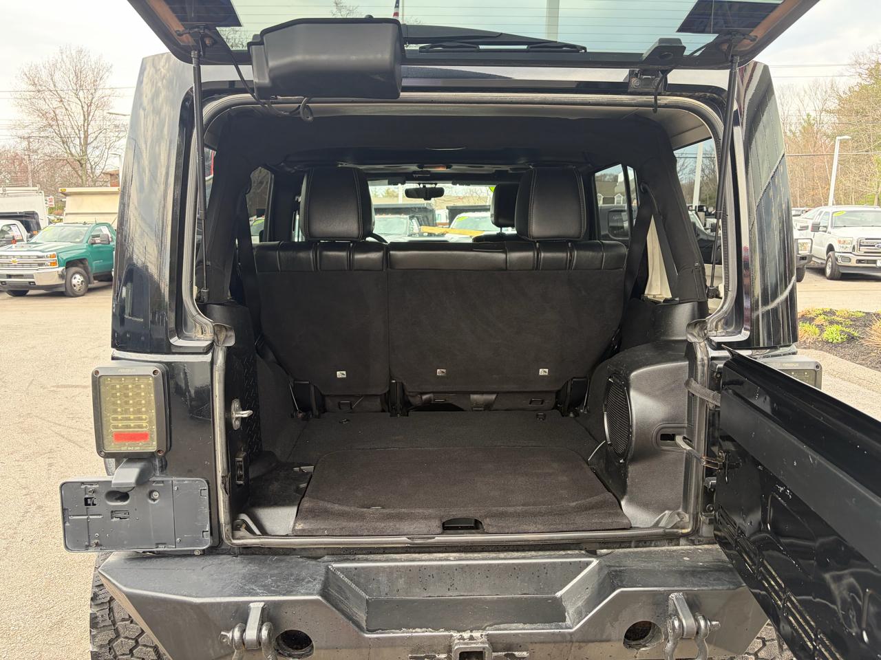 Jeep Wrangler Unlimited  2012