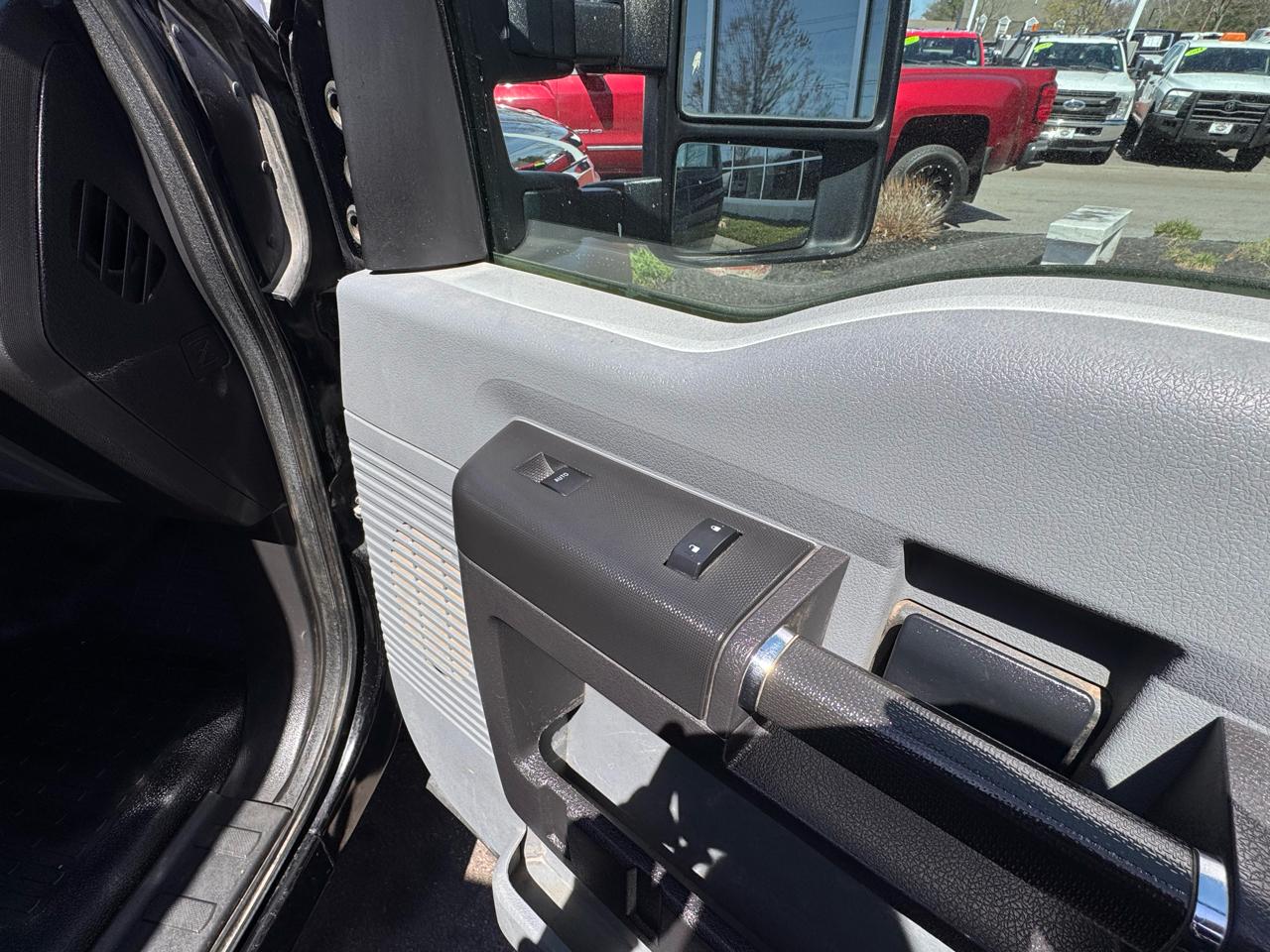 Ford Super Duty F-550 DRW  2016