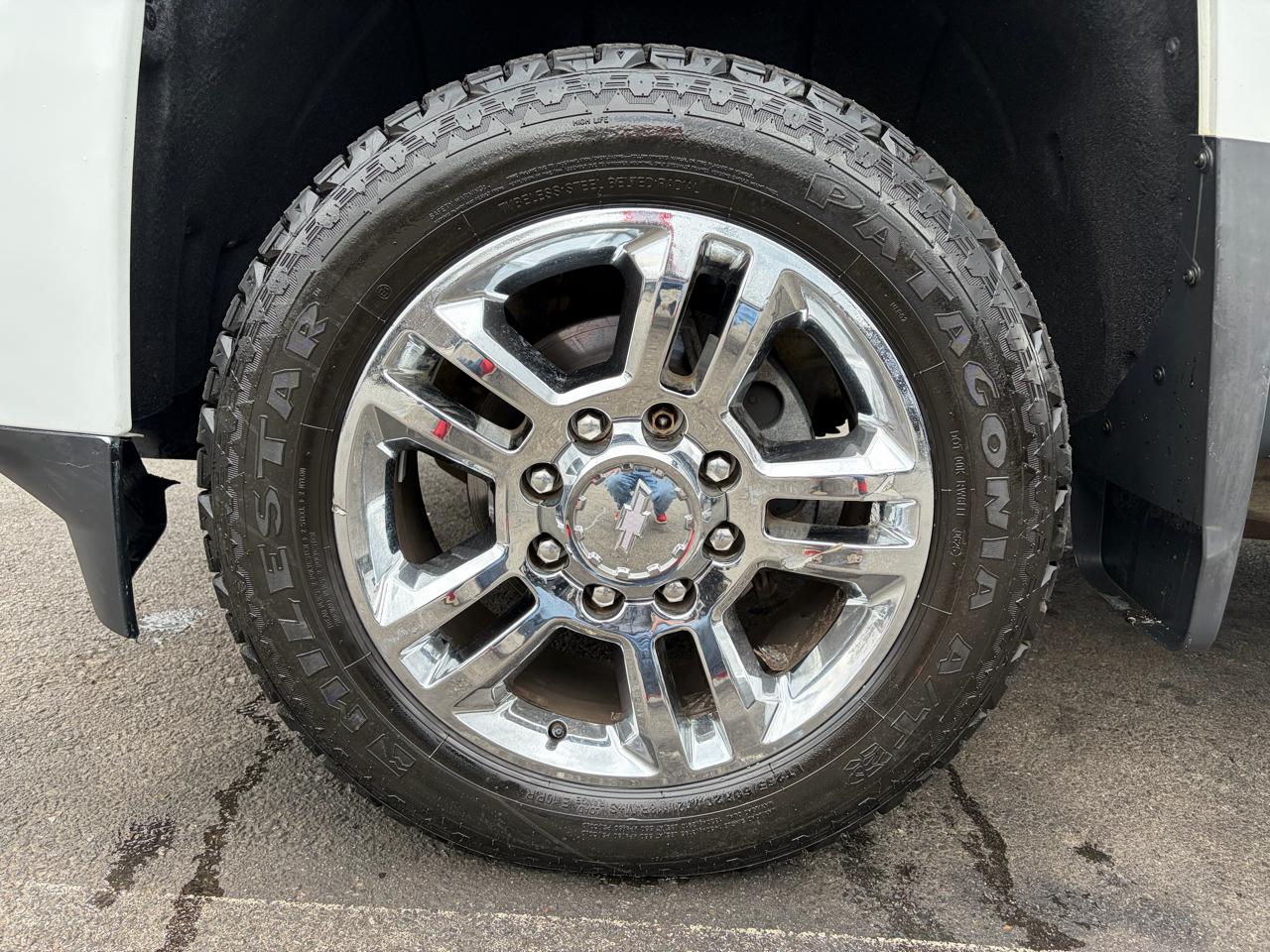 Chevrolet Silverado 2500HD Built After Aug 14  2015