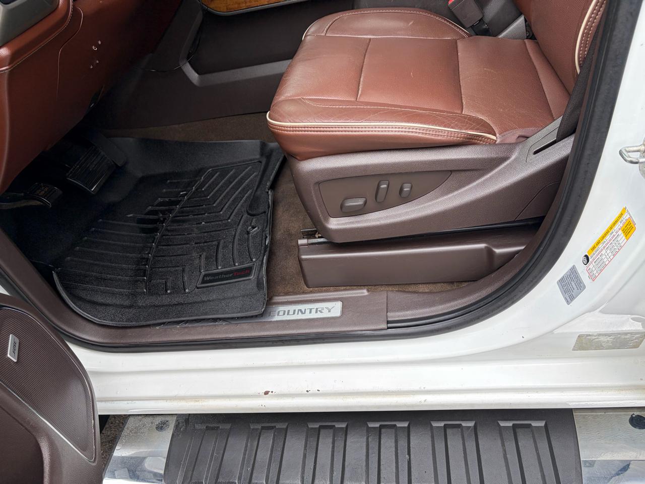 Chevrolet Silverado 2500HD Built After Aug 14  2015