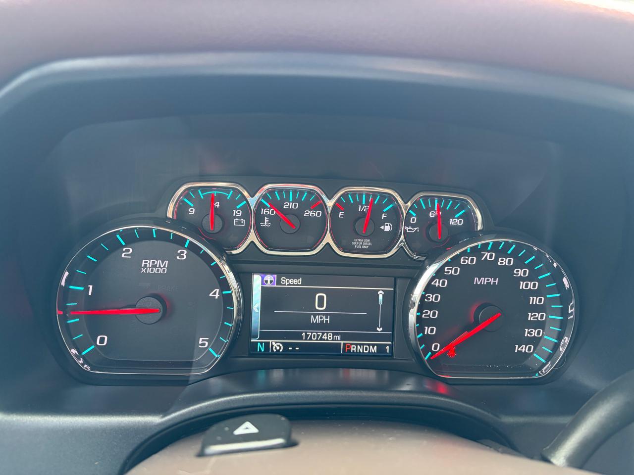 Chevrolet Silverado 2500HD Built After Aug 14  2015