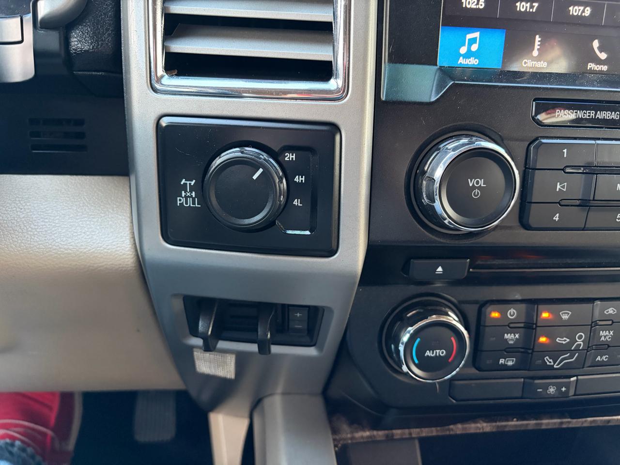 Ford Super Duty F-250 SRW  2017