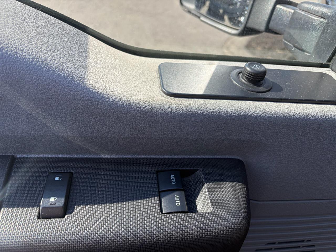 Ford Super Duty F-250 SRW  2014