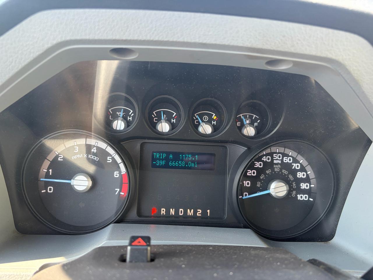 Ford Super Duty F-250 SRW  2014