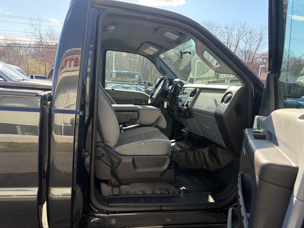 Ford Super Duty F-250 SRW  2014