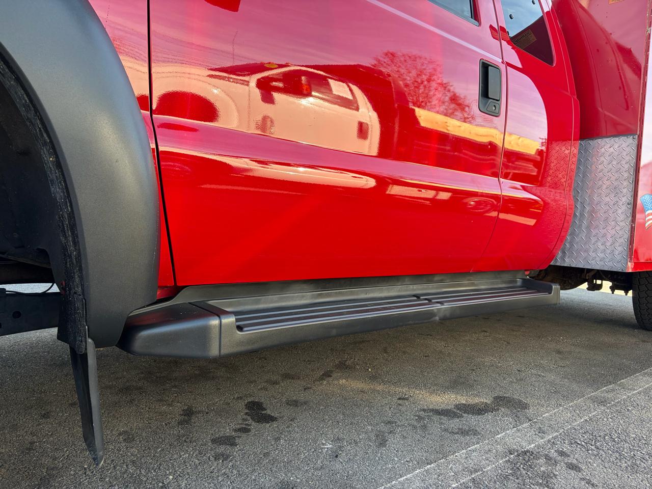 Ford Super Duty F-550 DRW  2013