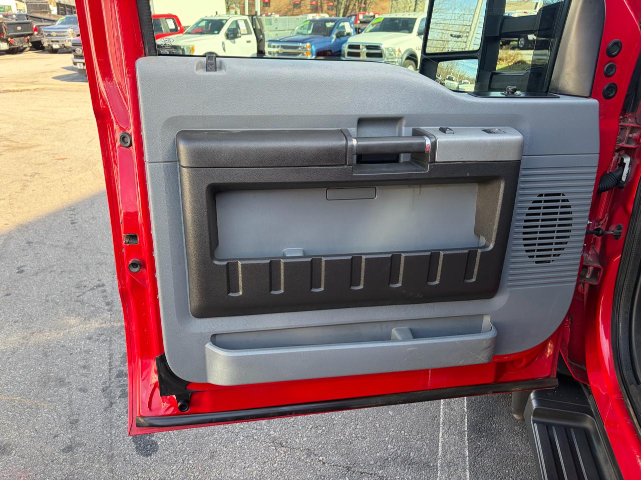 Ford Super Duty F-550 DRW  2013