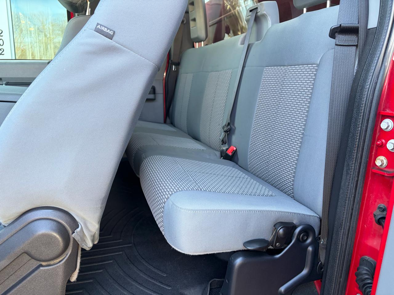 Ford Super Duty F-550 DRW  2013