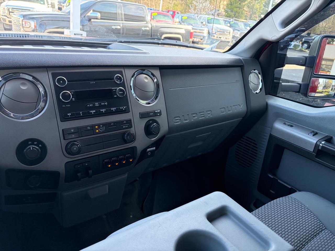 Ford Super Duty F-550 DRW  2013