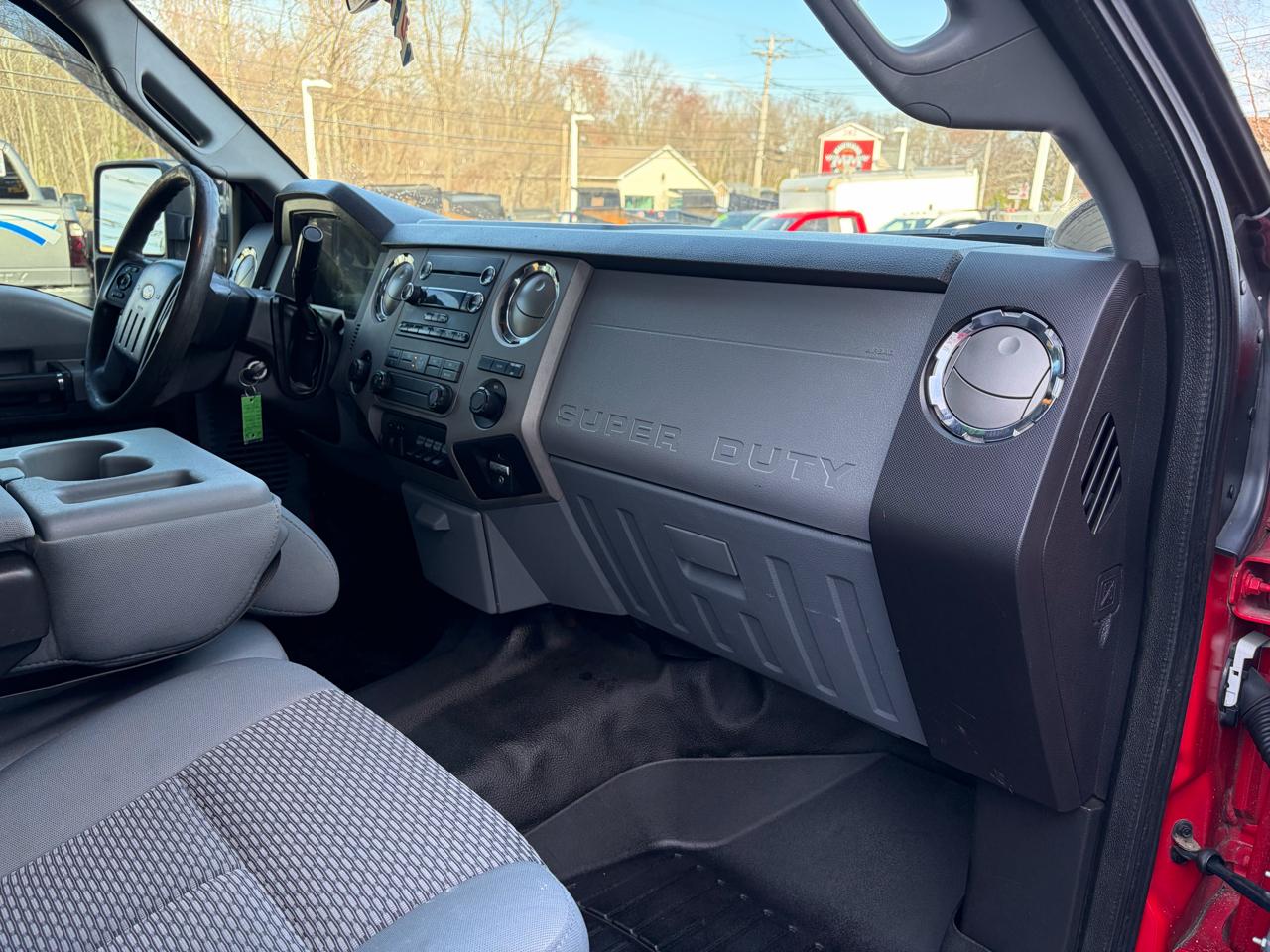 Ford Super Duty F-550 DRW  2013