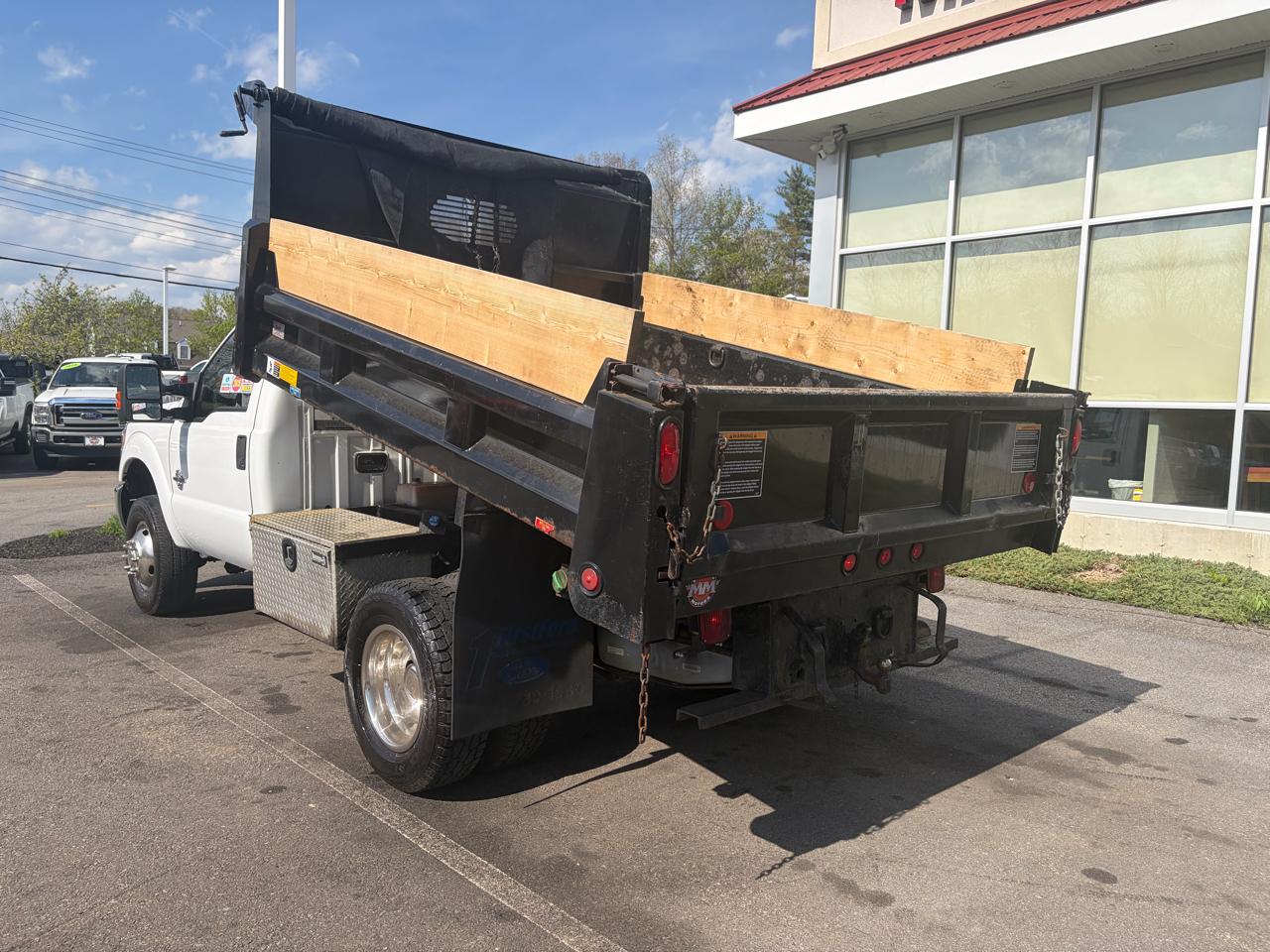 Ford Super Duty F-350 DRW  2015
