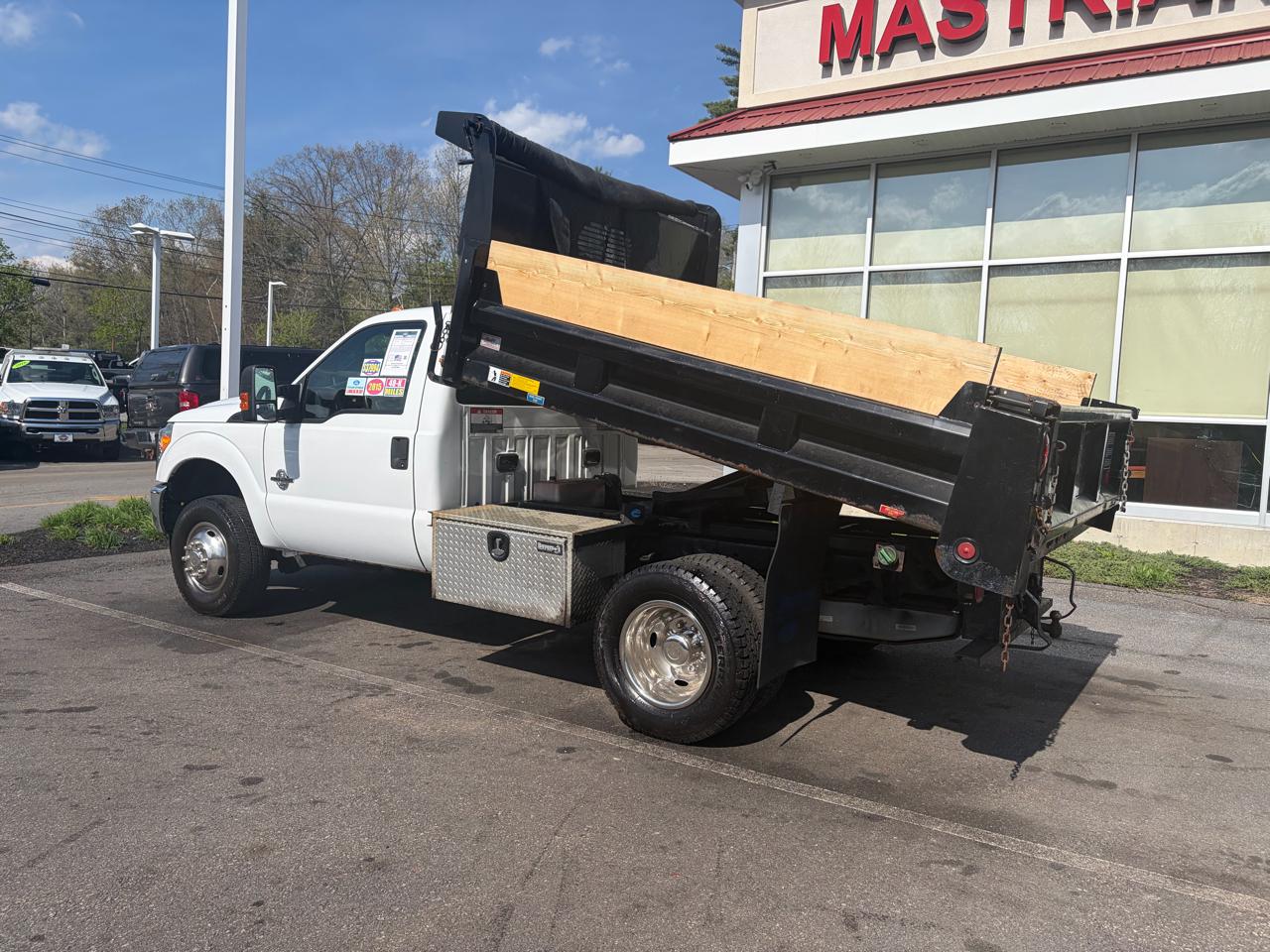 Ford Super Duty F-350 DRW  2015