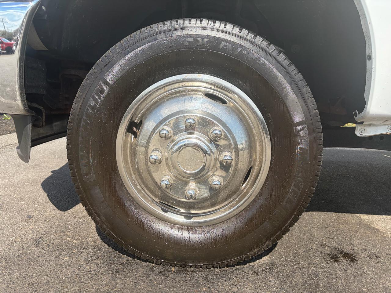 Ford Super Duty F-350 DRW  2015