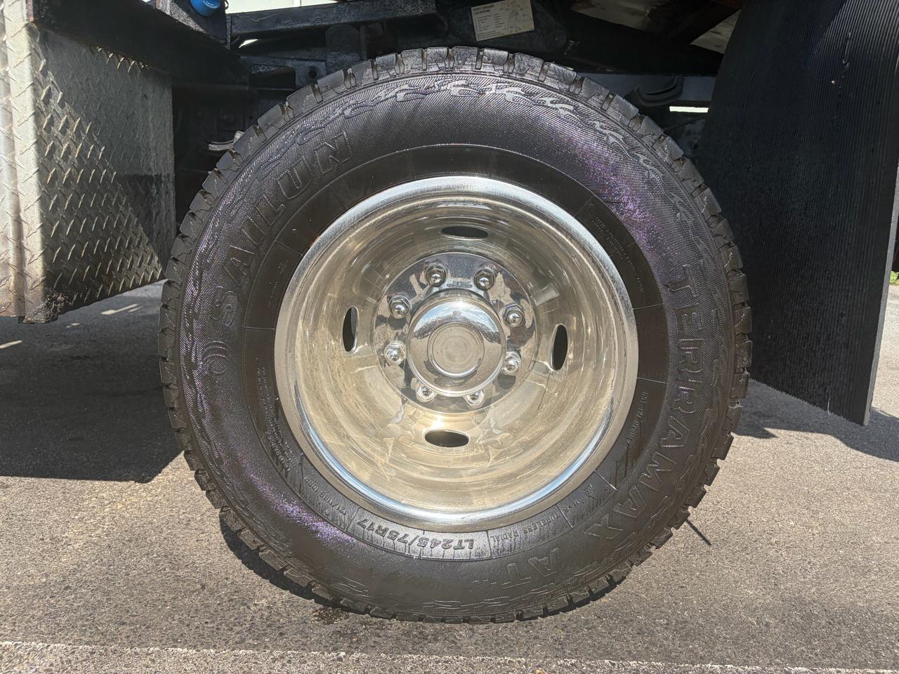 Ford Super Duty F-350 DRW  2015