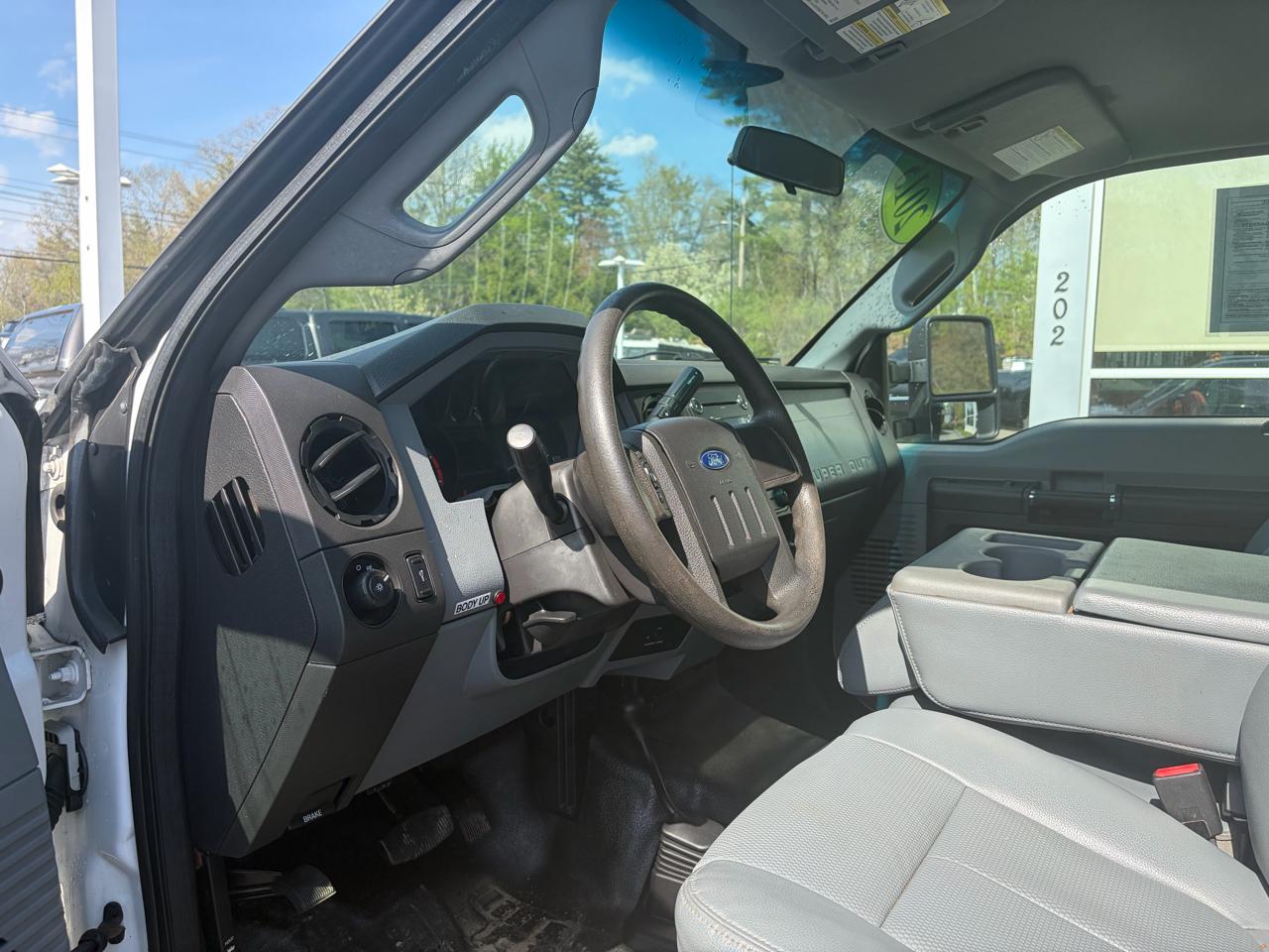 Ford Super Duty F-350 DRW  2015