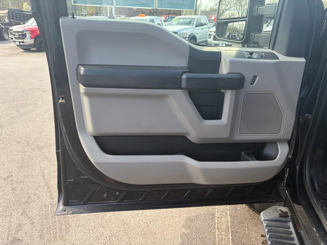 Ford Super Duty F-550 DRW  2018