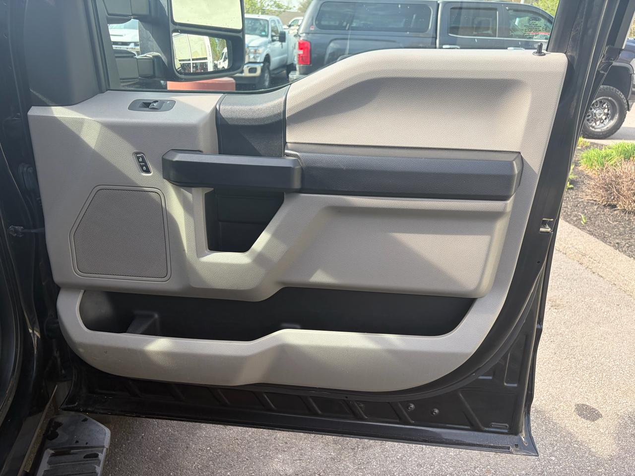 Ford Super Duty F-550 DRW  2018