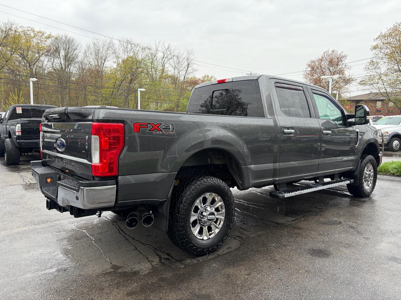 Ford Super Duty F-350 SRW  2017