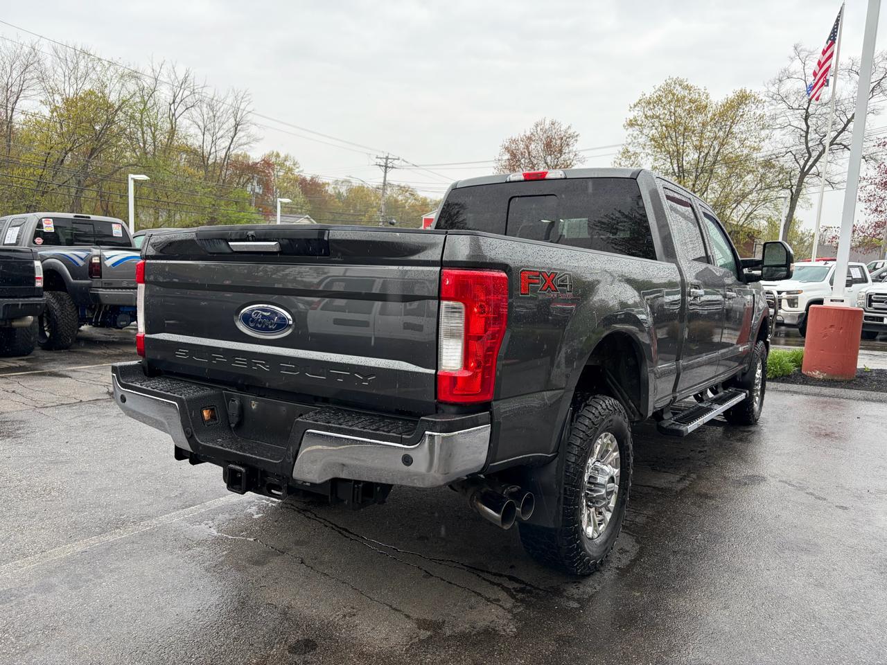 Ford Super Duty F-350 SRW  2017