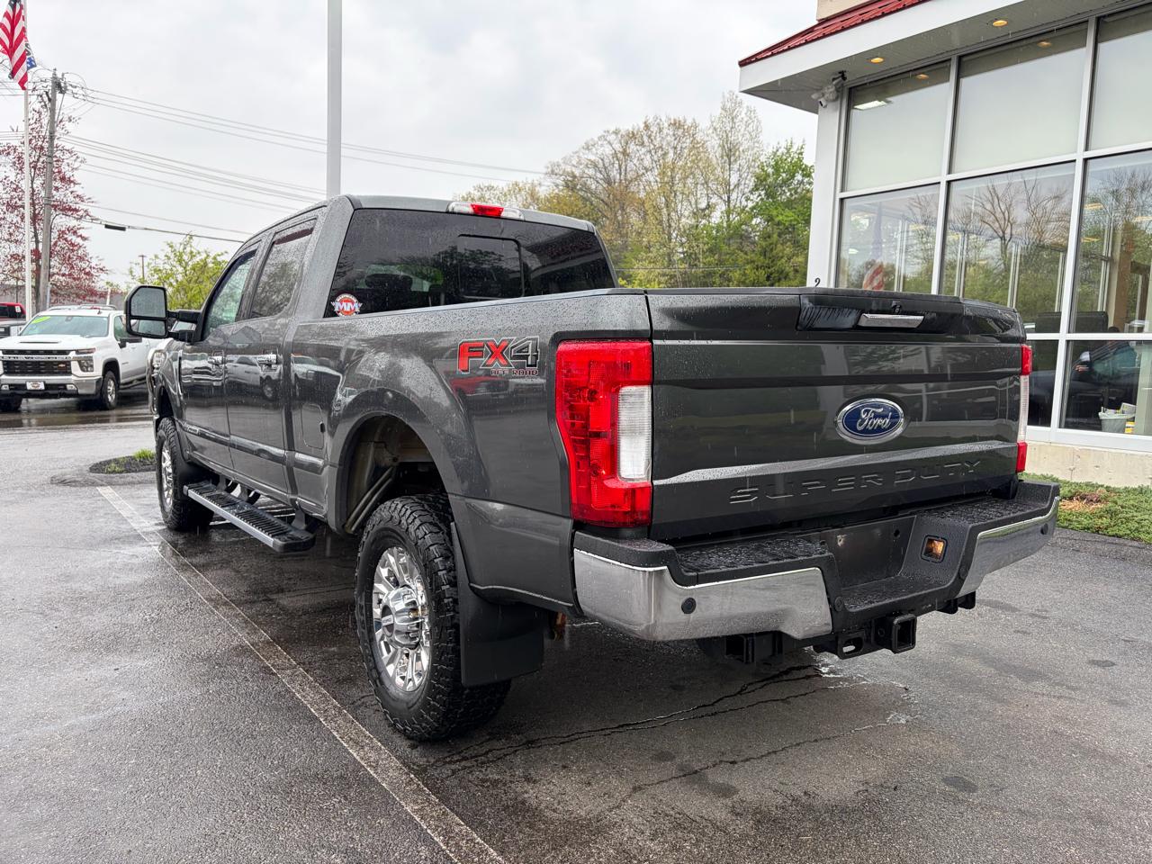 Ford Super Duty F-350 SRW  2017