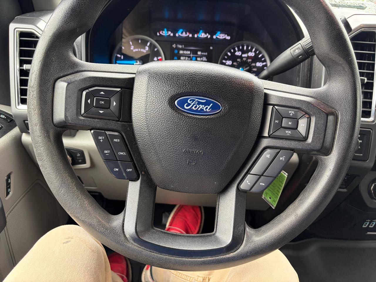 Ford Super Duty F-350 SRW  2017