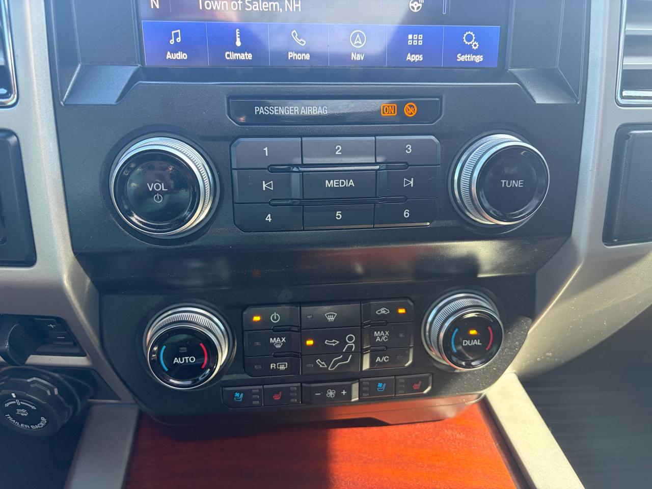 Ford Super Duty F-350 SRW  2021