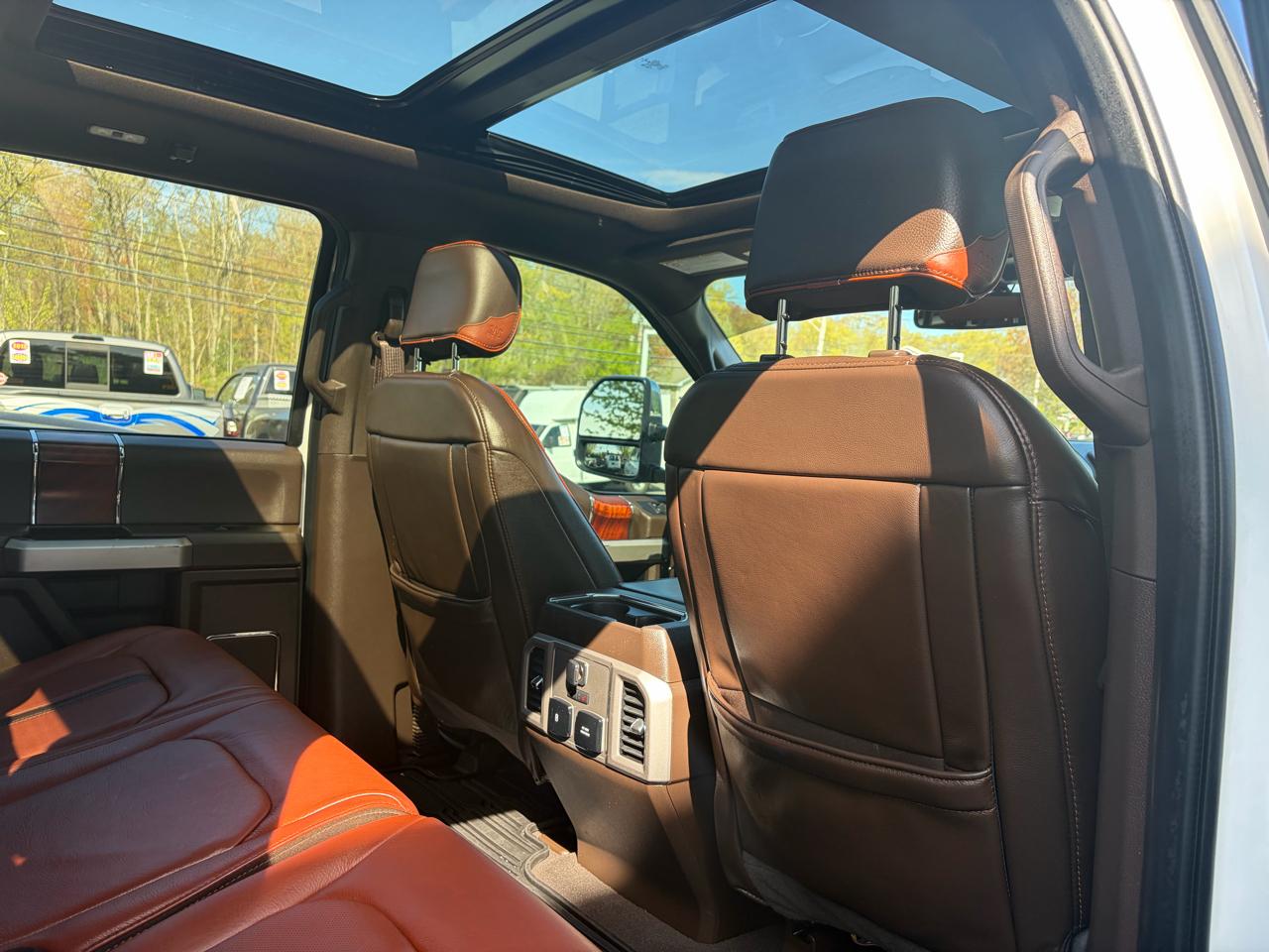 Ford Super Duty F-350 SRW  2021